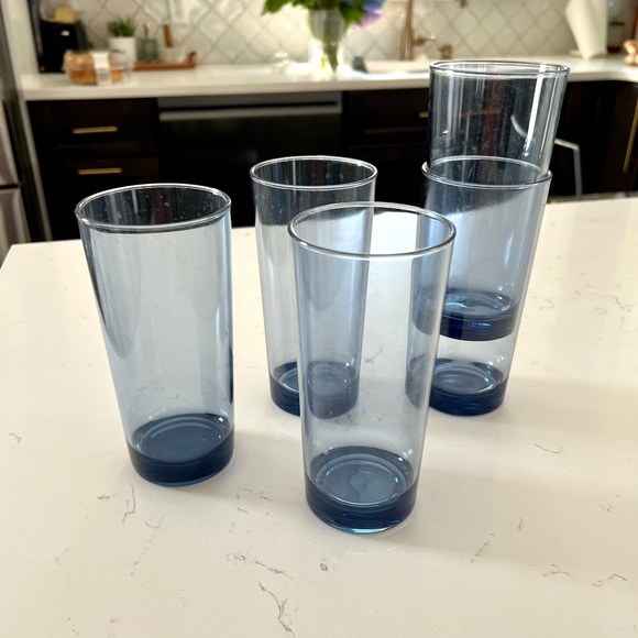 West Elm Bodega Acrylic Drinking Glasses Tumbler, Set of 4 - Picture 3 of 3